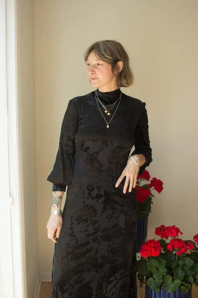 Marigold Kate Dress (Black Velvet)