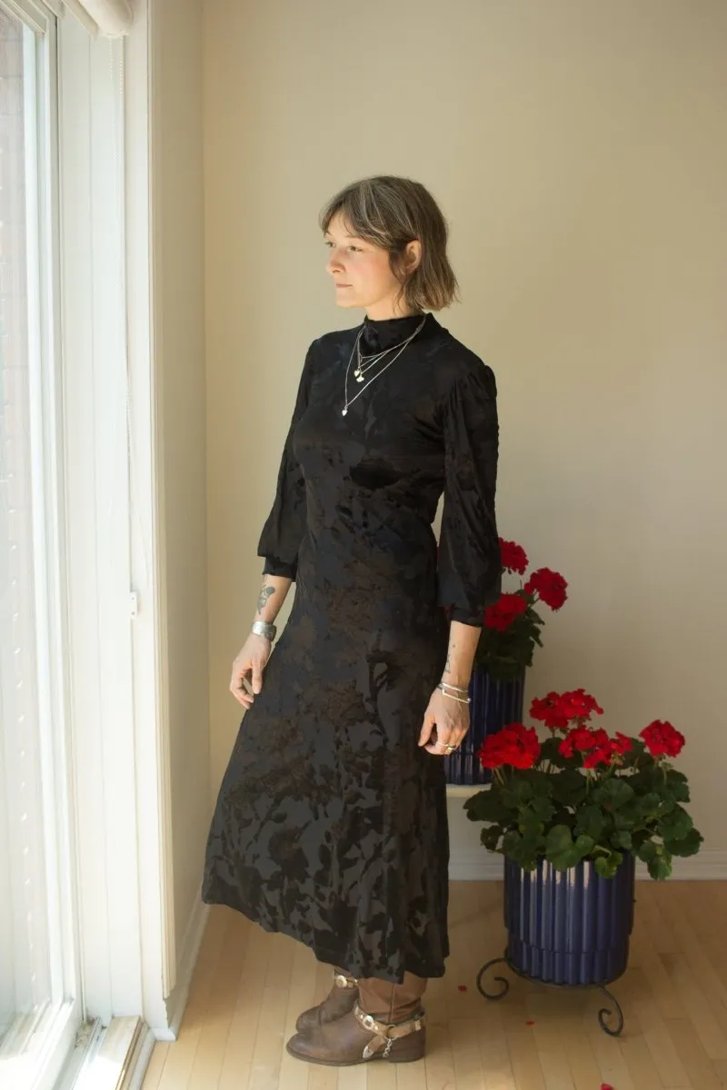 Marigold Kate Dress (Black Velvet)